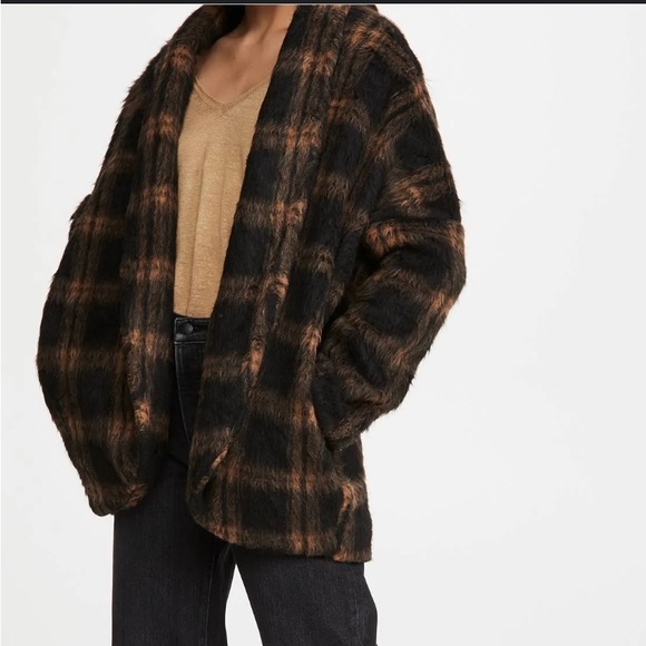 Cardi - Picture 1 of 7